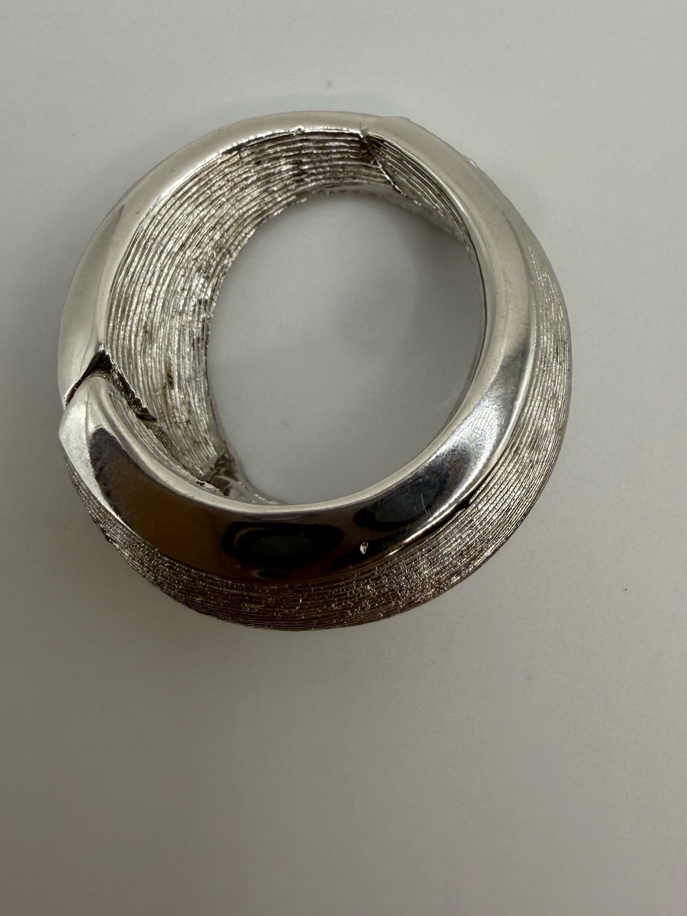 Vintage Tortolani Signed Silver Tone Textured Scarf Ring Slide Mid Century